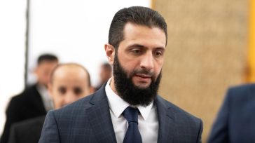 Τζολάνι: «Οι κουρδικές δυνάμεις θα μπορούσαν να ενταχθούν στο μελλοντικό στρατό της Συρίας»