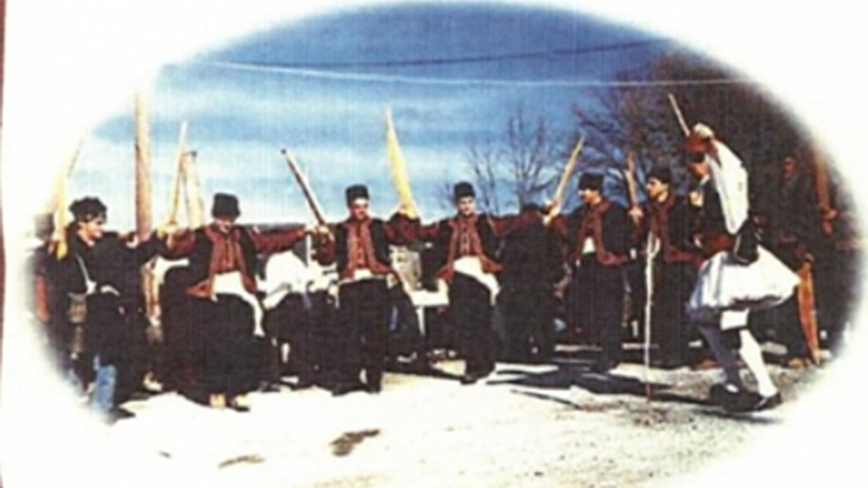 Χαλκιδική: Οι Φωταροί έρχονται τα Θεοφάνια στο Παλαιόκαστρο, με κάλαντα και χορούς