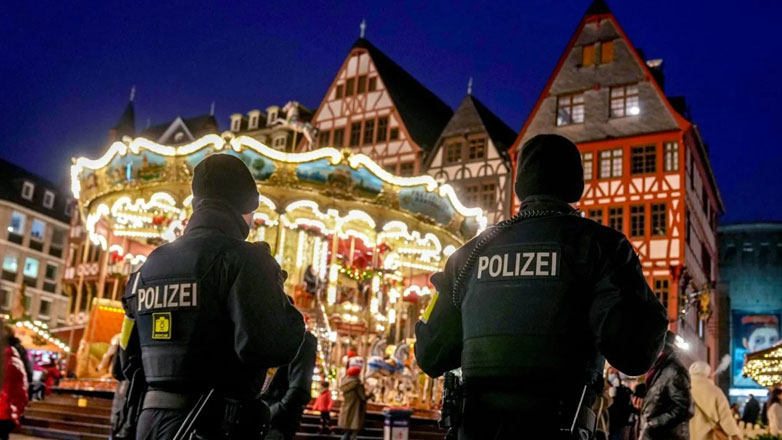 Αιματηρή επίθεση στο Βερολίνο με δύο τραυματίες