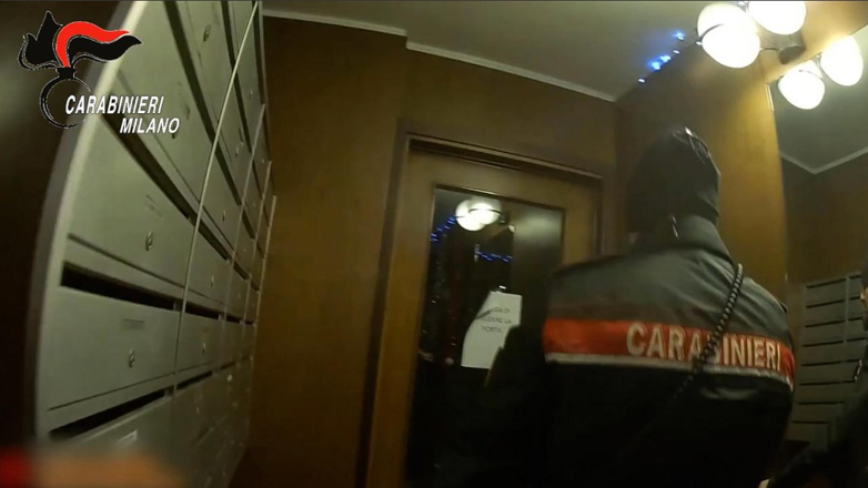 Ιταλία: Οι κάμερες του σπιτιού πρόδωσαν του κλέφτες και τους τσάκωσαν οι Καραμπινιέρι