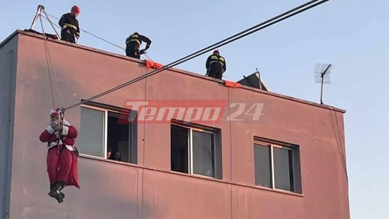 Πάτρα: Η 6η ΕΜΑΚ πρόσφερε στιγμές χαράς στα παιδιά που νοσηλεύονται στο «Καραμανδάνειο» νοσοκομείο