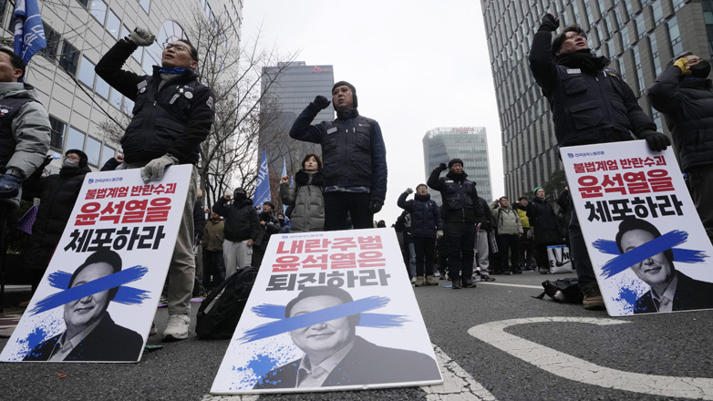 Νότια Κορέα: Παράνομα και άκυρα τα εντάλματα σε βάρος του προέδρου Γιουν, σύμφωνα με τον συνήγορό του