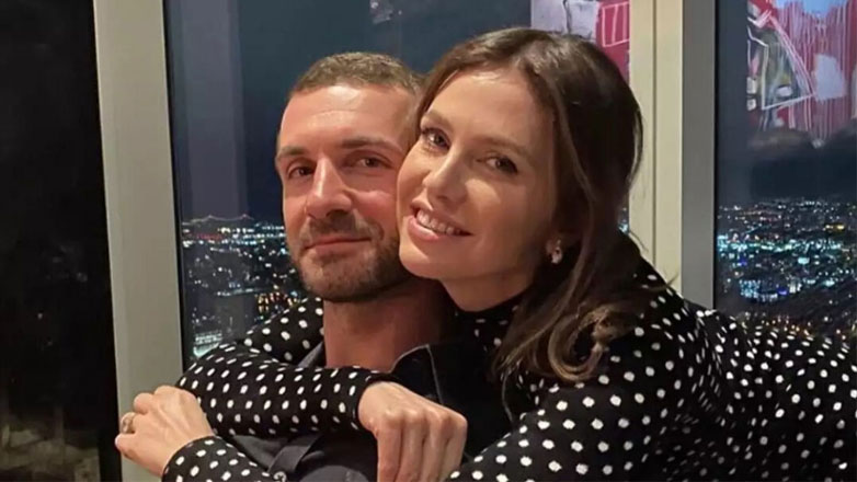 Σταύρος Νιάρχος – Dasha Zhukova: Πρωτοχρονιά σε πολυτελές ξενοδοχείο στο St. Moritz με τα τρία τους παιδιά!