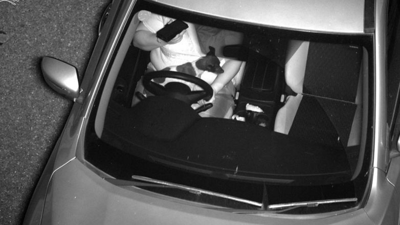 Οδηγός «πιάστηκε» να χρησιμοποιεί το κινητό 41 φορές και θα πληρώσει πρόστιμο 16.000 ευρώ