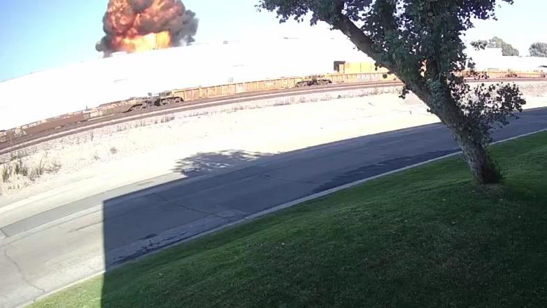 Δύο νεκροί και 18 τραυματίες σε συντριβή μικρού αεροπλάνου στη Νότια Καλιφόρνια