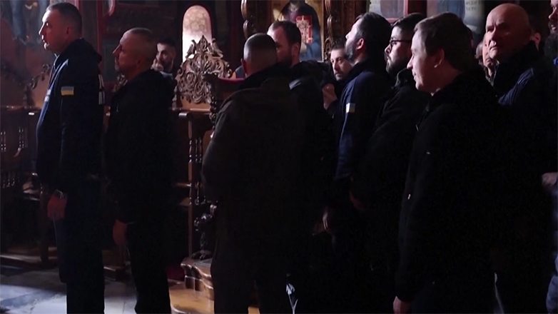 Ουκρανοί στρατιώτες στο Άγιον Όρος βρίσκουν ψυχικό «άσυλο»