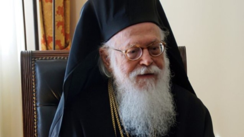 Σε «σταθερή κατάσταση» η υγεία του Αρχιεπισκόπου Αλβανίας Αναστάσιου