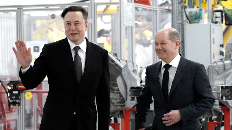 Μετωπική σύγκρουση Όλαφ Σολτς με τον Ίλον Μασκ Μετωπική σύγκρουση Όλαφ Σολτς με τον Ίλον Μασκ