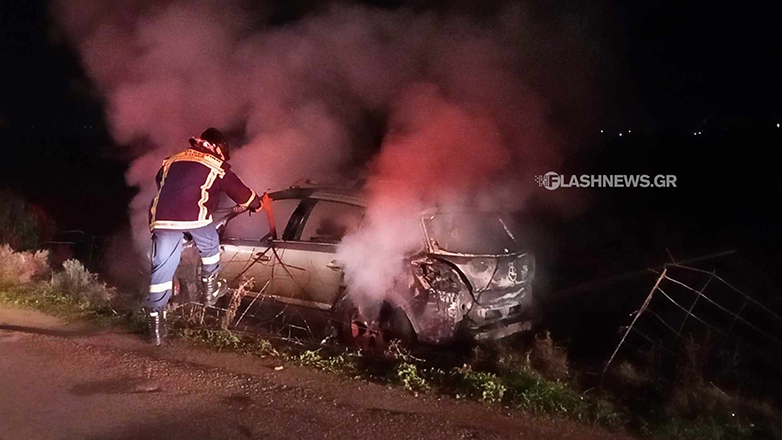 Χανιά: Αυτοκίνητο ανατράπηκε και κατέληξε φλεγόμενο σε χωράφι