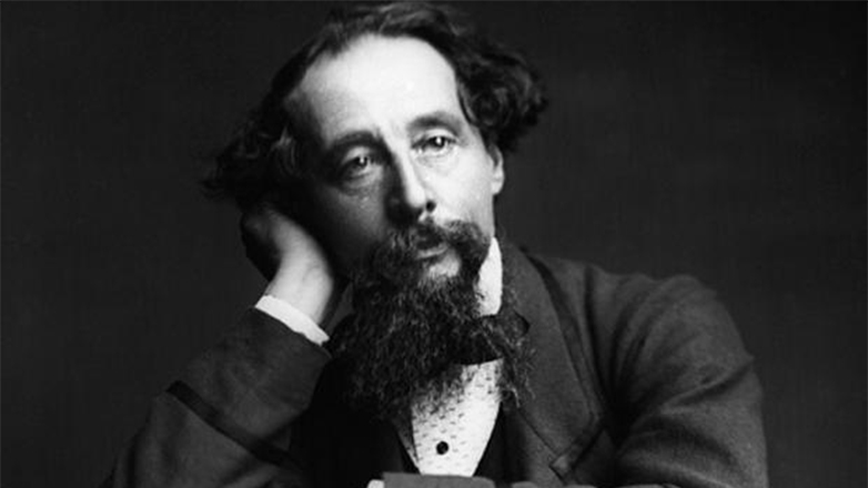 Μουσείο Τσαρλς Ντίκενς στο Λονδίνο, με σπάνια αντικείμενα από τη ζωή και το έργο του