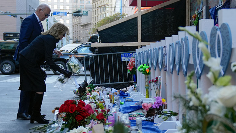 ΗΠΑ: Ο πρόεδρος Μπάιντεν επισκέφθηκε τον τόπο της επίθεσης στη Νέα Ορλεάνη
