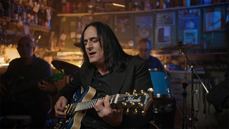 Δημήτρης Λιόλιος – «Ζεν Ε Ντε Λα Μαγκέν»