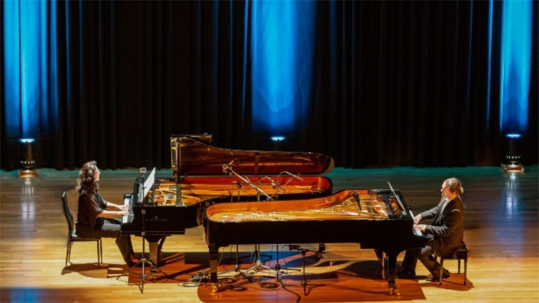 «You Don’t Know My Place»: Η μουσική του Τζούλιους Ήστμαν στην Εναλλακτική Σκηνή της Λυρικής