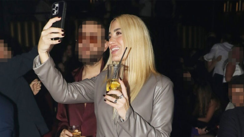 Ιωάννα Τούνη: Solo βραδινή έξοδος σε γνωστό νυχτερινό μαγαζί της Αθήνας