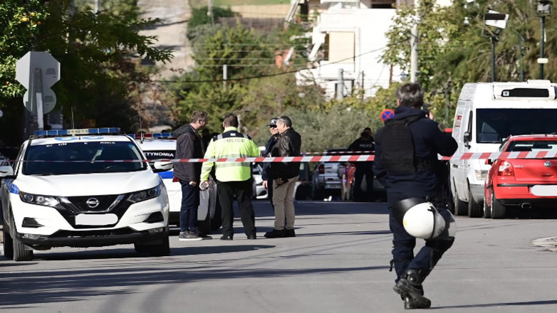 Άντρας βρέθηκε νεκρός μέσα σε νταλίκα στη Λάρισα!