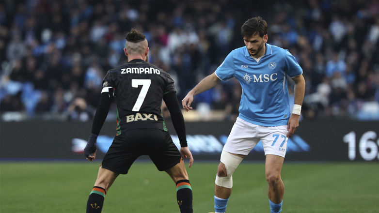 «Βόμβα» στη Νάπολι: Θέλει να φύγει τώρα από τους «παρτενοπέι» ο Κβαρατσχέλια!