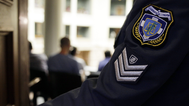 Ροδόπη: Σε διαθεσιμότητα αστυνομικός που καταγγέλθηκε από τη σύντροφό του για κακοποίηση