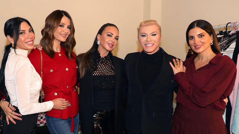 Σταματίνα Τσιμτσιλή: Διασκέδασε με τις επώνυμες φίλες της στον Τάκη Ζαχαράτο