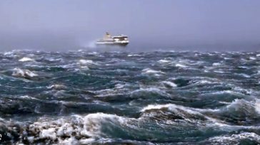 Δεμένα τα πλοία σε πολλά λιμάνια, λόγω θυελλωδών ανέμων