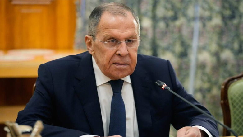 Ο Λαβρόφ χαιρετίζει δηλώσεις του Τραμπ για τον πόλεμο στην Ουκρανία