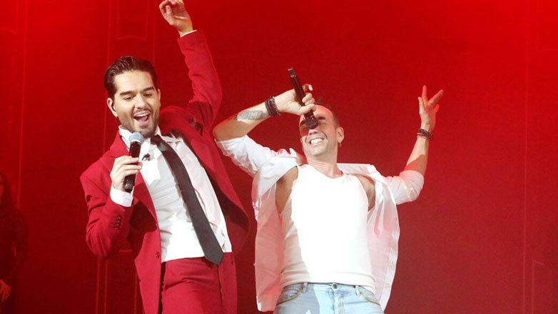 Πάνος Μουζουράκης: Τα «έσπασε» στο μαγαζί που εμφανίζεται ο Χρήστος Μάστορας – Φωτογραφίες