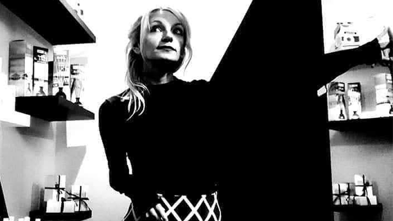 Perfumeholics: Μια αγκαλιά λουλούδια στην καρδιά της Ομόνοιας!