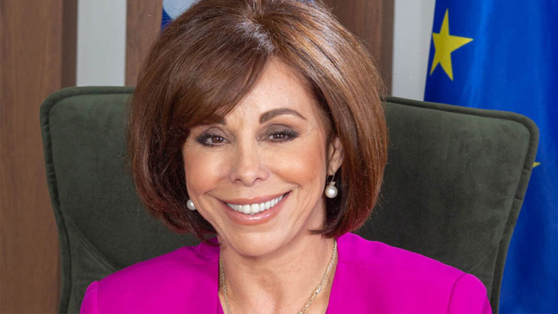 H Βούλα Πατουλίδου αποκαλύπτει: «Πήγα να κάνω έκπληξη στον άντρα μου και τον είδα με μια άλλη γυναίκα»