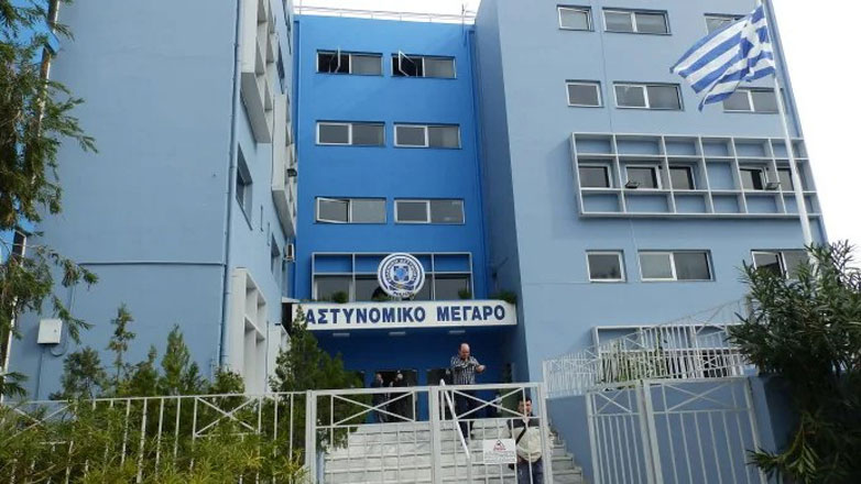 Σε διαθεσιμότητα οι τρεις αστυνομικοί που δεν συνέλαβαν τον 45χρονο μετά το αλκοτέστ