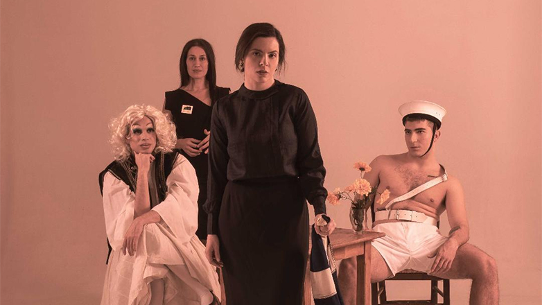 «How soon is now» της Γλυκερίας Μπασδέκη στο Δημοτικό Θέατρο Πειραιά