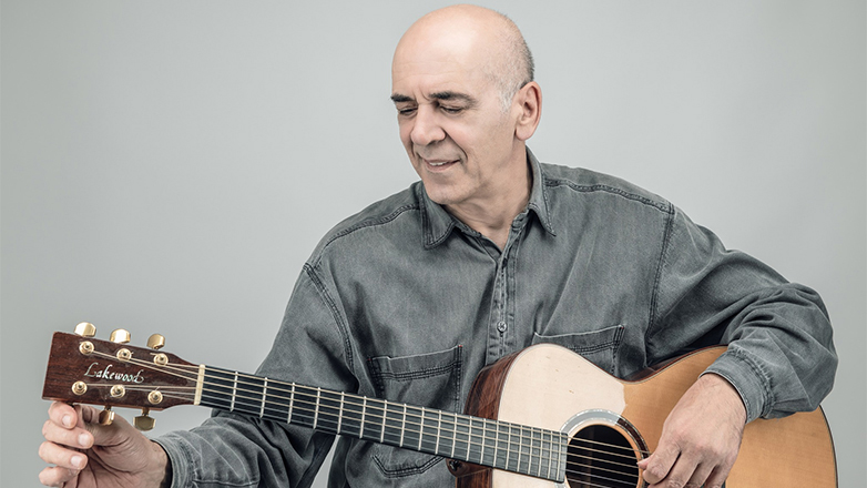 Ο Ορφέας Περίδης στη Σφίγγα – Μαζί του η Σουσάνα Τρυφιάτη