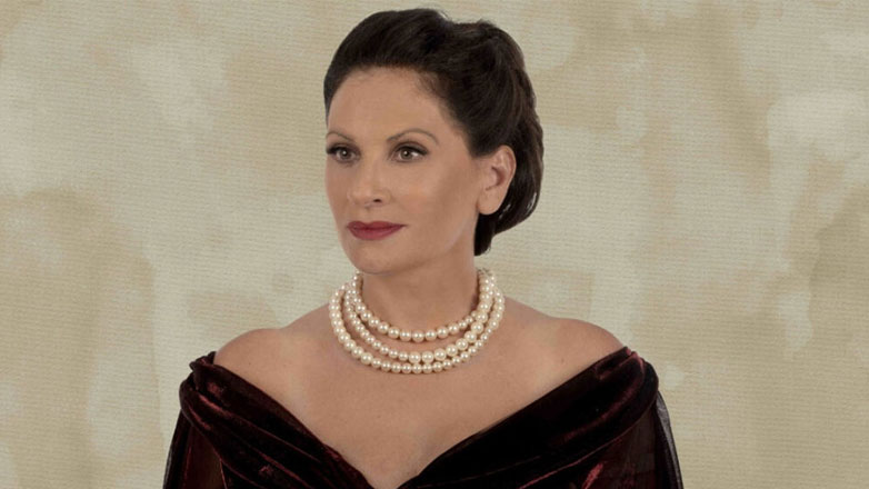 Θεοφανία Παπαθωμά: «Δεν έχω πέσει στα πατώματα για ένα έρωτα, δεν γίνομαι σφουγγαρίστρα»