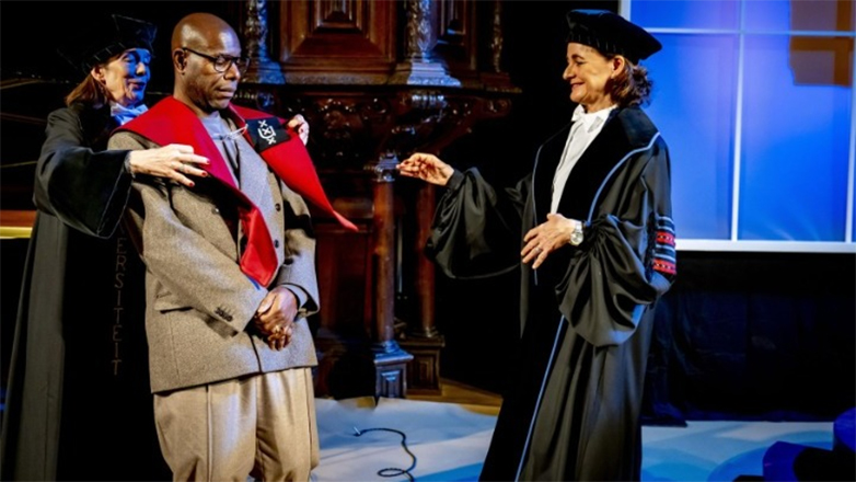 Επίτιμοι διδάκτορες του Πανεπιστημίου του Άμστερνταμ οι Στιβ ΜακΚουίν και Μπιάνκα Στίγκτερ