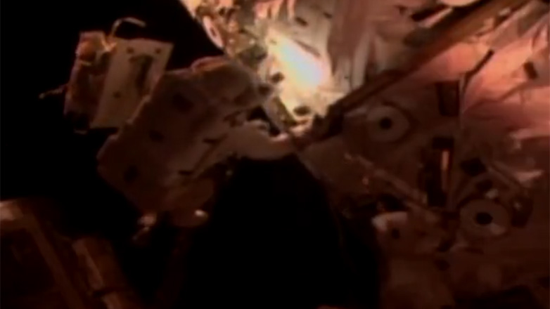 «Διαστημικό περίπατο» έκανε η αποκλεισμένη αστροναύτης  της NASA