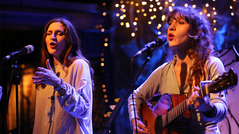 Οι Σκιαδαρέσες στο Block 33 στη Θεσσαλονίκη