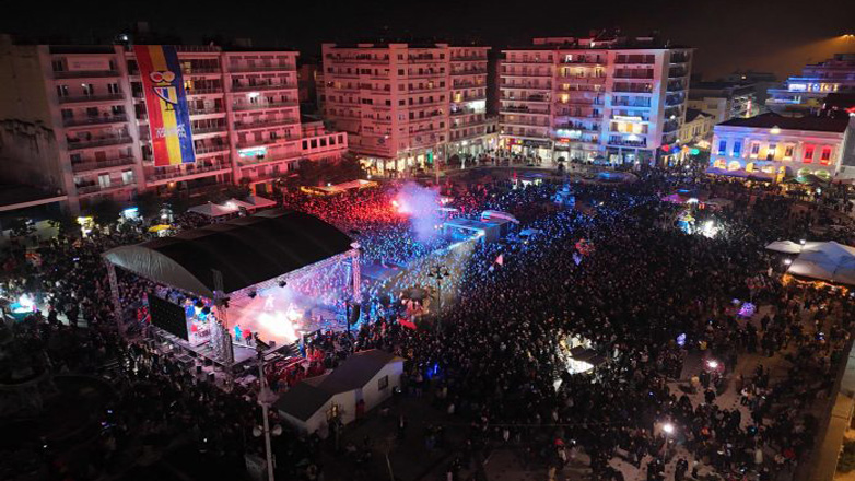 Πάτρα: Εντυπωσιακή έναρξη του φετινού καρναβαλιού