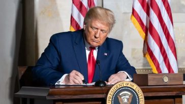 Ξεκινά η νέα εποχή Τραμπ στις ΗΠΑ και τον κόσμο