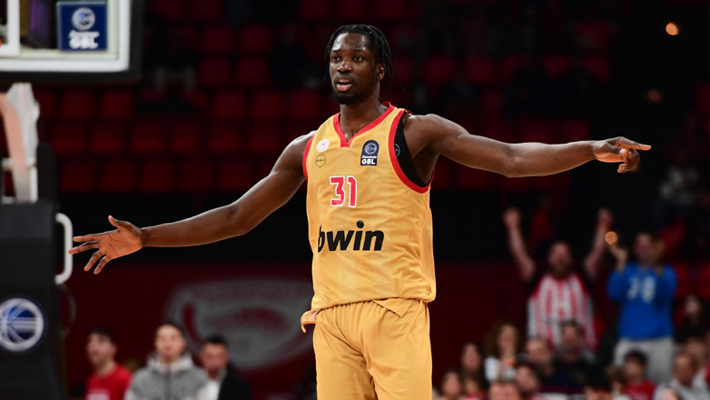 Ολυμπιακός: Εκτός ο Μένσα για το ντέρμπι με τον Παναθηναϊκό