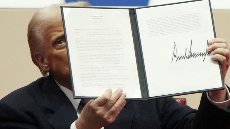 ΗΠΑ: Κατατέθηκαν οι πρώτες προσφυγές κατά του διατάγματος Τραμπ για την υπηκοότητα