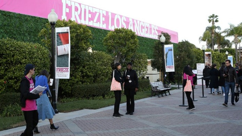 Frieze Los Angeles: Θα πραγματοποιηθεί παρά τις προκλήσεις των καταστροφικών πυρκαγιών