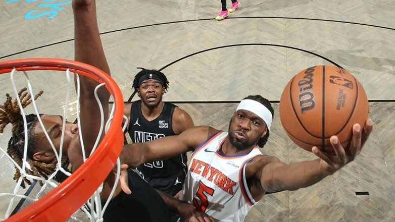 ΝΒΑ: Δύσκολη νίκη των Νικς στο Μπρούκλιν, 99-95