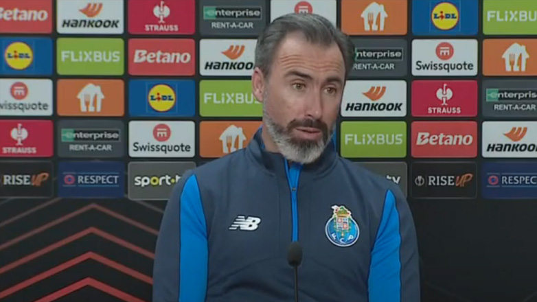 Ζοσέ Ταβάρες: «Ξέρουμε τον Ολυμπιακό, στόχος μας είναι η κατάκτηση του Europa League»