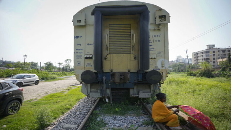 Ινδία: Ένδεκα άνθρωποι σκοτώθηκαν από διερχόμενη αμαξοστοιχία