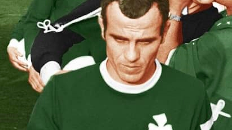 Συγκινούν οι κόρες του Μίμη Δομάζου