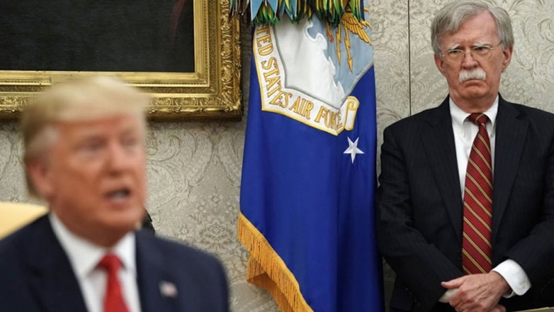 Τζον Μπόλτον: Ο Ντόναλντ Τραμπ δεν είναι νέος Ιούλιος Καίσαρας