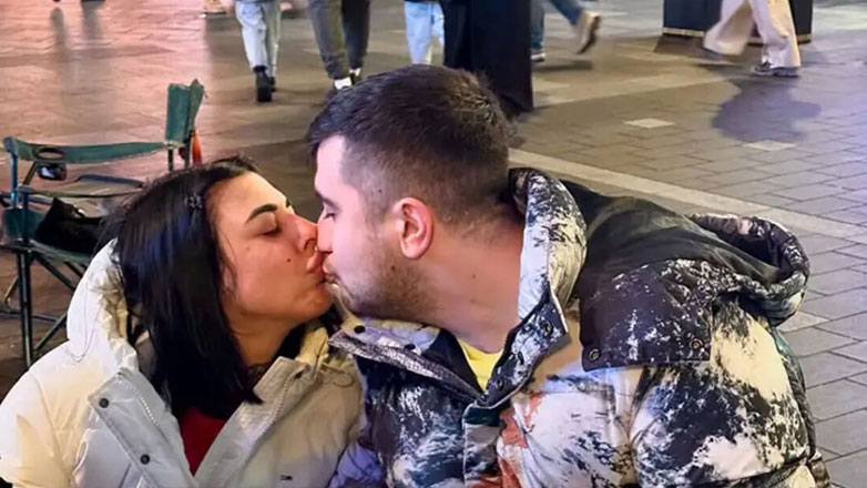 H Super Κική έκανε πρόταση γάμου στον σύντροφό της – Βίντεο