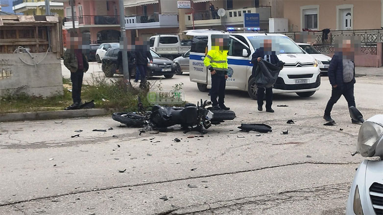 Ιωάννινα: Σύγκρουση ΙΧ και μοτοσικλέτας – Με σοβαρά τραύματα ο 20χρονος οδηγός του δικύκλου
