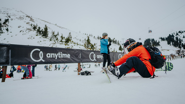 Στα χιονισμένα Καλάβρυτα με την ασφάλεια που χρειαζόμαστε σε όλη τη διαδρομή