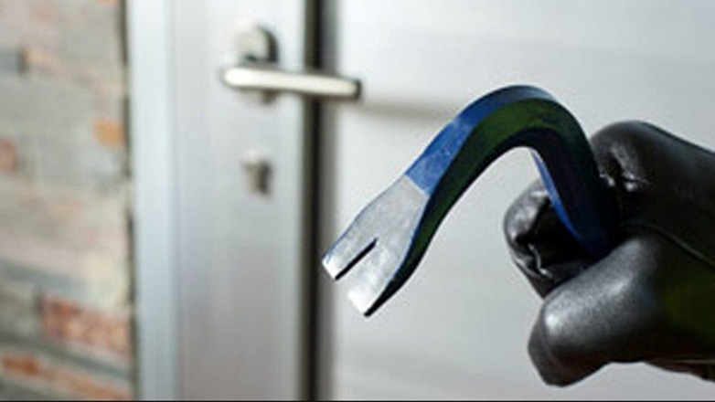 Μυστήριο καλύπτει τη κλοπή «μαμούθ» στο Παλαιό Φάληρο