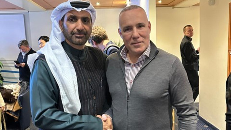 Νταβός: Συνάντηση του Νίκου Σαλαπατάρα με τον Πράσινο Σεΐχη για την εφαρμογή του «Not Food Waste»