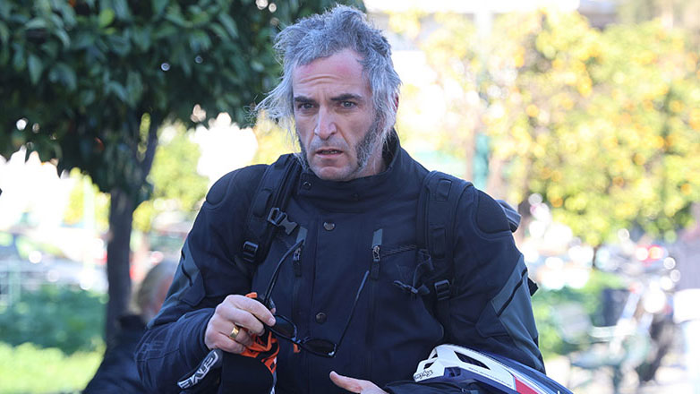 Άρης Σερβετάλης για αμβλώσεις: «Ας το γεννήσει το παιδί και μετά ας το πετάξει ή ας το δώσει σε ορφανοτροφείο»